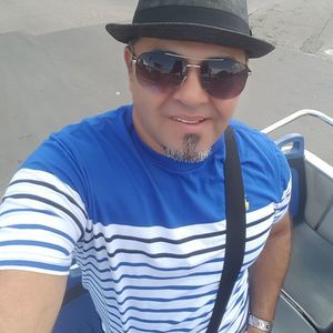 Meet your Posher, Roberto